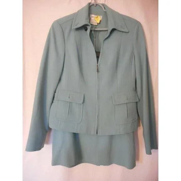 Worth Women's wool Blend Size 10 Green Blazer w/ pockets - Picture 5 of 6